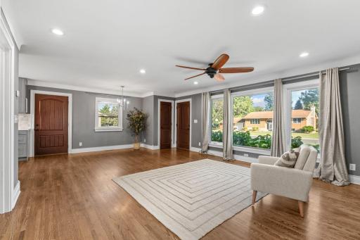 15-web-or-mls-5645 141st St N-15.jpg