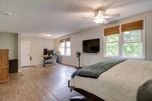 1100 13th Street S, Moorhead, MN 56560