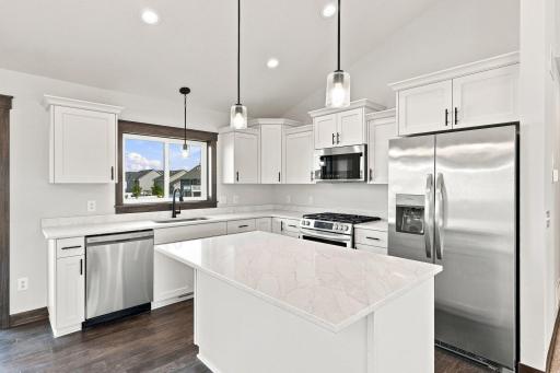 17762 Empire Trail, Lakeville, MN 55044