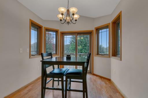 Nice side nook for the dining room with direct access to the deck.