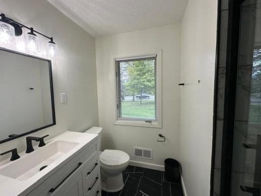 Fully remodeled main floor full bathroom