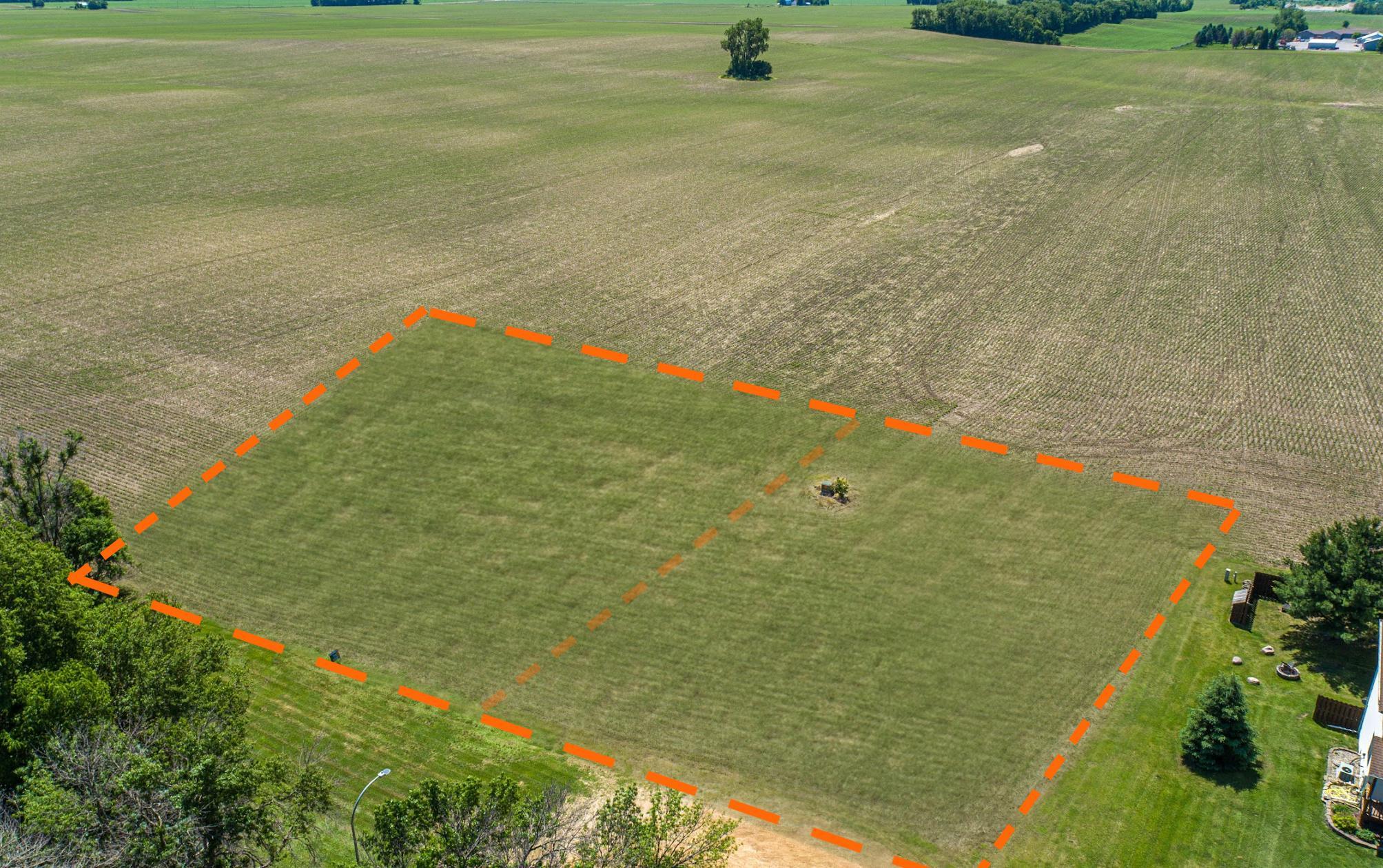 Outline-120 & 124 Kaukis Dr-aerial 19 outline together.jpg