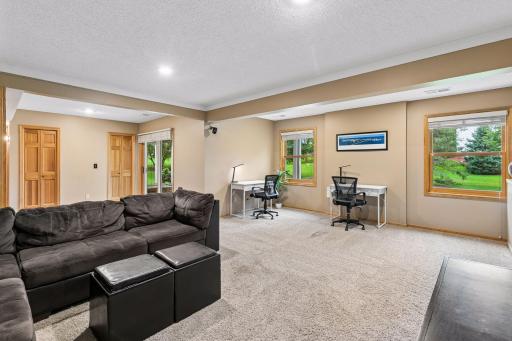 14841 Langdon Place, Eden Prairie, MN 55347
