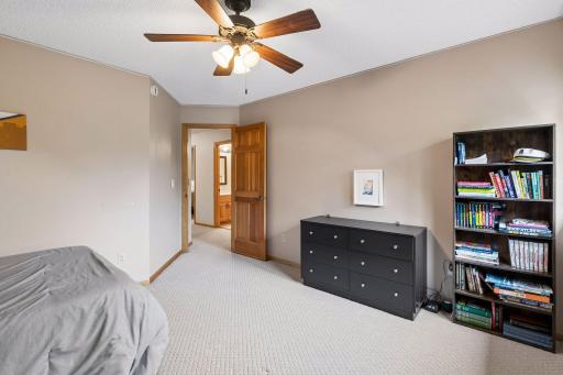 14841 Langdon Place, Eden Prairie, MN 55347