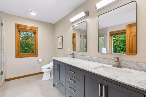 14841 Langdon Place, Eden Prairie, MN 55347