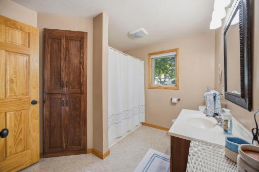 20-web-or-mls-1712_Kestrel_Cir_Buffalo_MN_55313_025.jpg