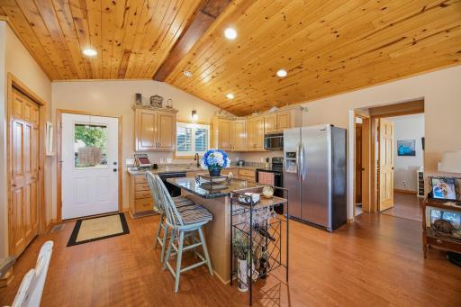 16-web-or-mls-1712_Kestrel_Cir_Buffalo_MN_55313_017.jpg