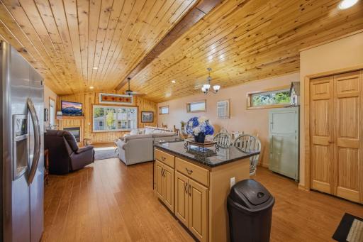 19-web-or-mls-1712_Kestrel_Cir_Buffalo_MN_55313_020.jpg