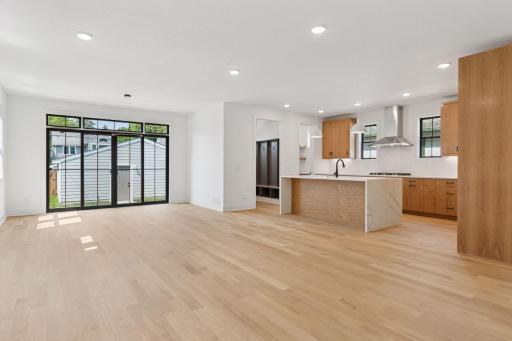 1980 Stanford Avenue, Saint Paul, MN 55105