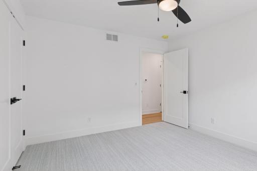 1980 Stanford Avenue, Saint Paul, MN 55105