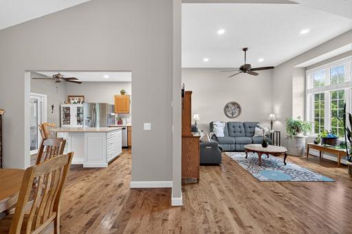 16959 Hubbard Trail, Lakeville, MN 55044