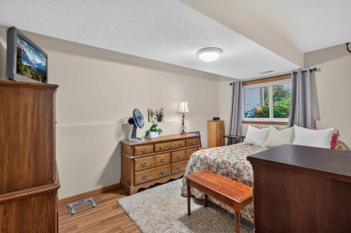 16959 Hubbard Trail, Lakeville, MN 55044