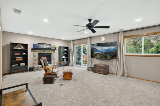 16959 Hubbard Trail, Lakeville, MN 55044