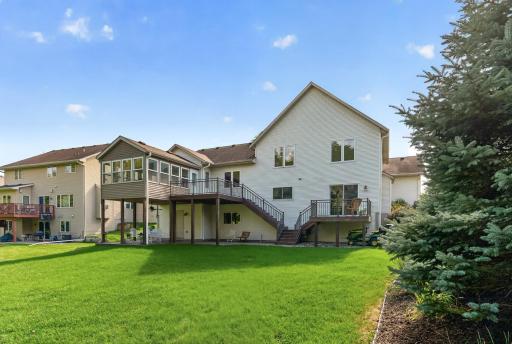 16959 Hubbard Trail, Lakeville, MN 55044