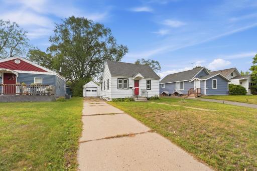 831 20th Avenue N, Saint Cloud, MN 56303