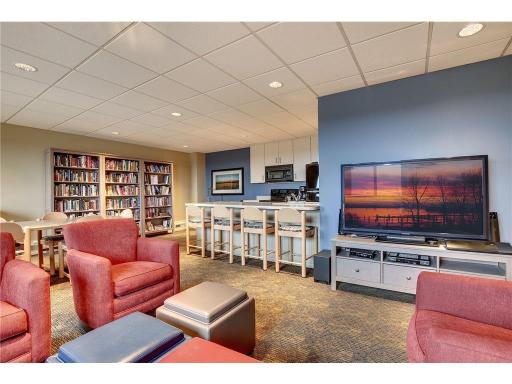 400 Groveland Avenue, 2313, Minneapolis, MN 55403