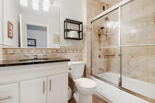 Summit House Penthouse 2313 Main Bathroom.jpg