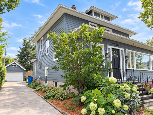 414 Dacota Street, Winona, MN 55987