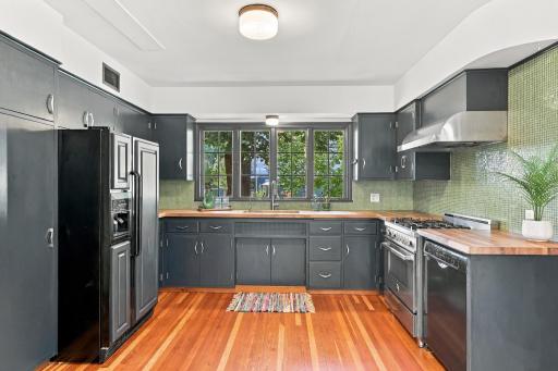 West-facing kitchen with ample sunshine and overlooks your spacious backyard!