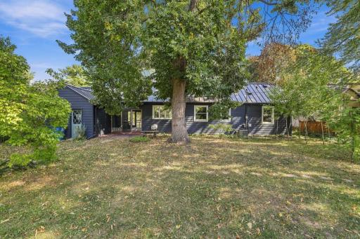 3607 Zenith Avenue N, Robbinsdale, MN 55422