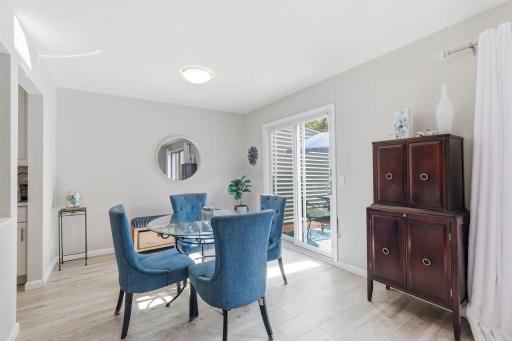 18385 Creeks Bend Drive, Minnetonka, MN 55345