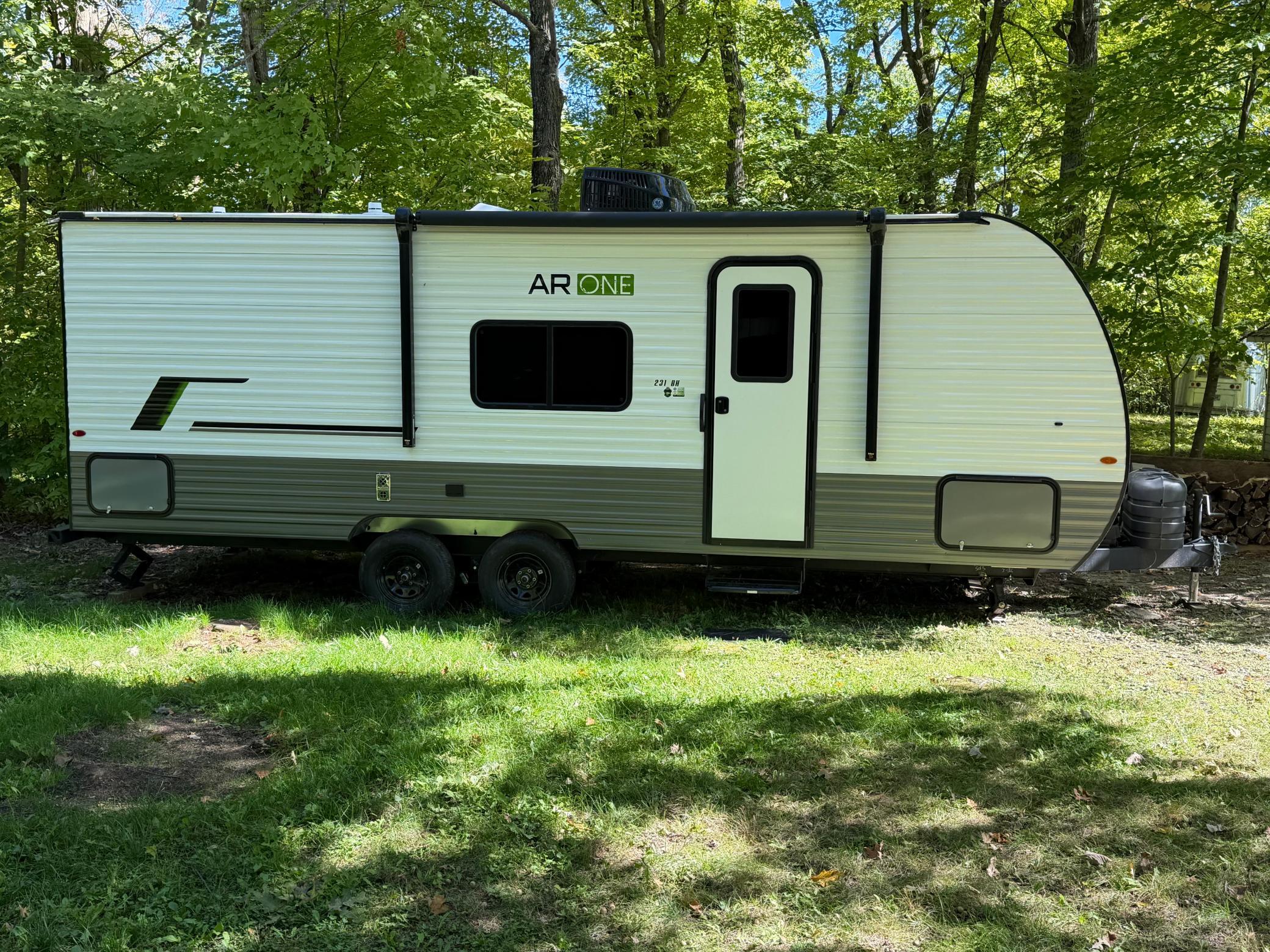 2025 Starcraft Camper