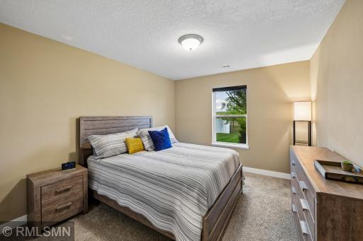 1909 Meridian Curve, Carver, MN 55315