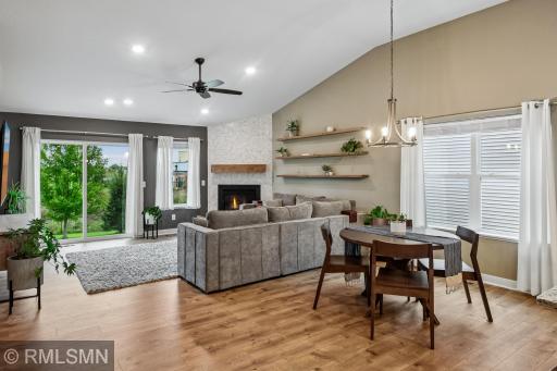1909 Meridian Curve, Carver, MN 55315