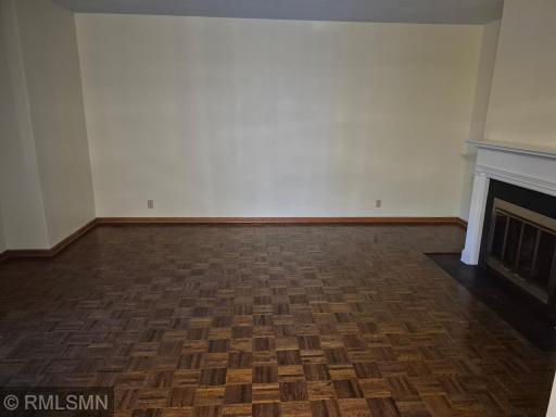 2112 Milwaukee Avenue, Minneapolis, MN 55404