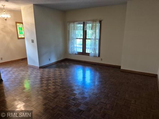 2112 Milwaukee Avenue, Minneapolis, MN 55404