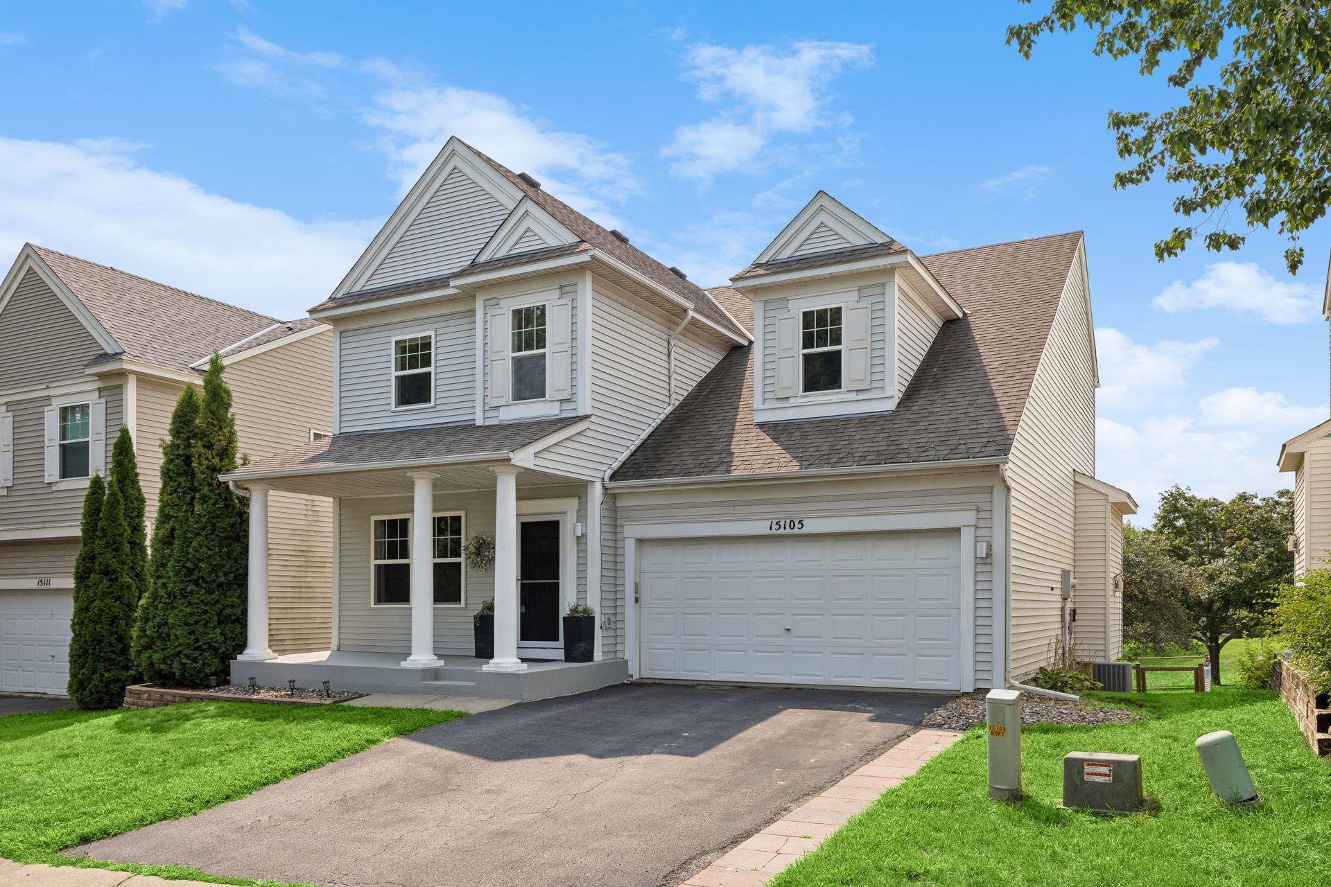 Located in the heart of Apple Valley- this is one you don't want to miss
