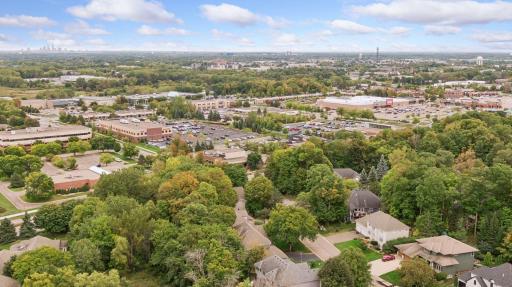 15920 37th Avenue N, Minneapolis, MN 55446