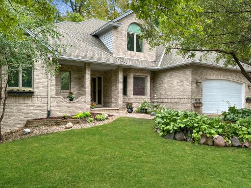 15920 37th Avenue N, Minneapolis, MN 55446