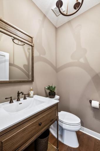 1430 Palisade Path, Woodbury, MN 55129