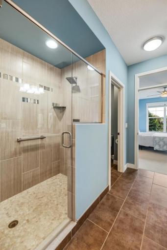 1430 Palisade Path, Woodbury, MN 55129