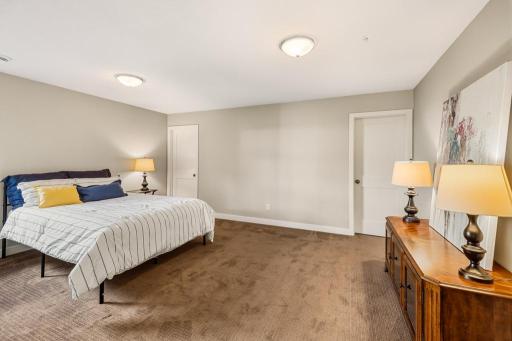 1430 Palisade Path, Woodbury, MN 55129