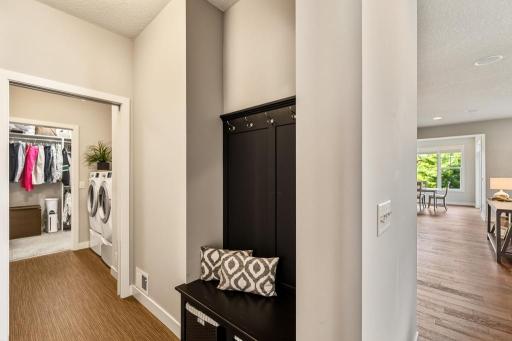 1430 Palisade Path, Woodbury, MN 55129