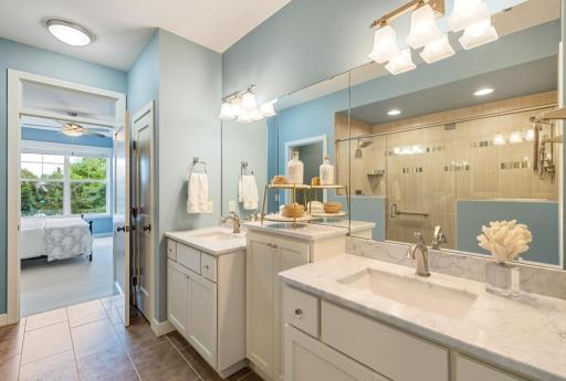 1430 Palisade Path, Woodbury, MN 55129