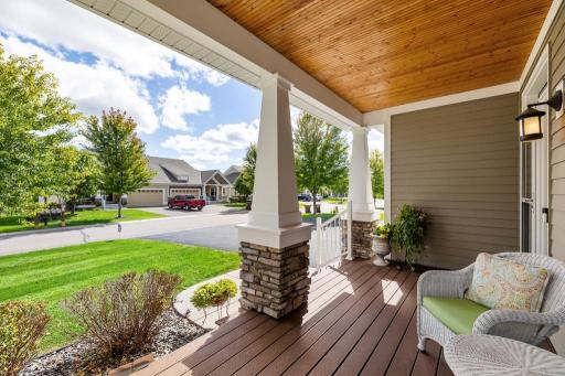 1430 Palisade Path, Woodbury, MN 55129
