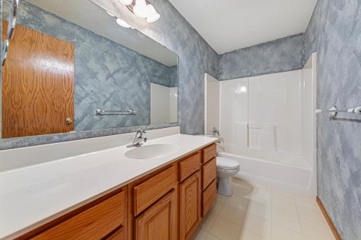 2305 Pepper Ridge Lane, Northfield, MN 55057