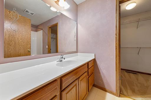 2305 Pepper Ridge Lane, Northfield, MN 55057