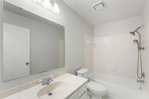 10924 Rhode Island Avenue S, Bloomington, MN 55438