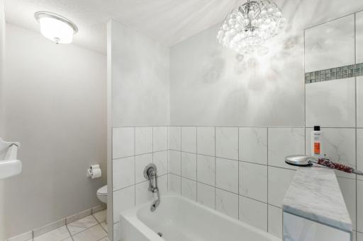 10924 Rhode Island Avenue S, Bloomington, MN 55438