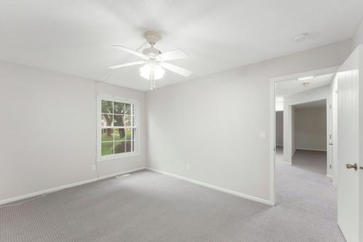 10924 Rhode Island Avenue S, Bloomington, MN 55438