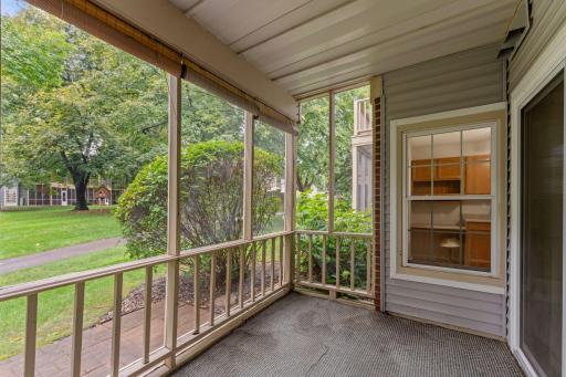 10924 Rhode Island Avenue S, Bloomington, MN 55438