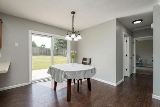 10-web-or-mls-107-meadow-ln.jpg
