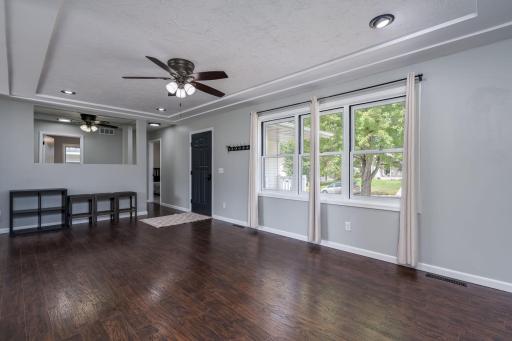 6-web-or-mls-107-meadow-ln.jpg