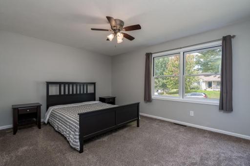 15-web-or-mls-107-meadow-ln.jpg