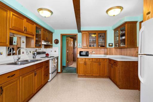 267 E 2nd Street, Knife River, MN 55609