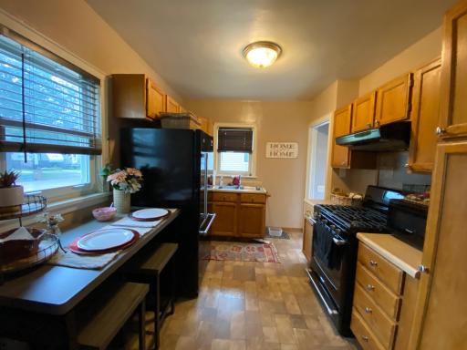 1408 Dunham Street, Albert Lea, MN 56007